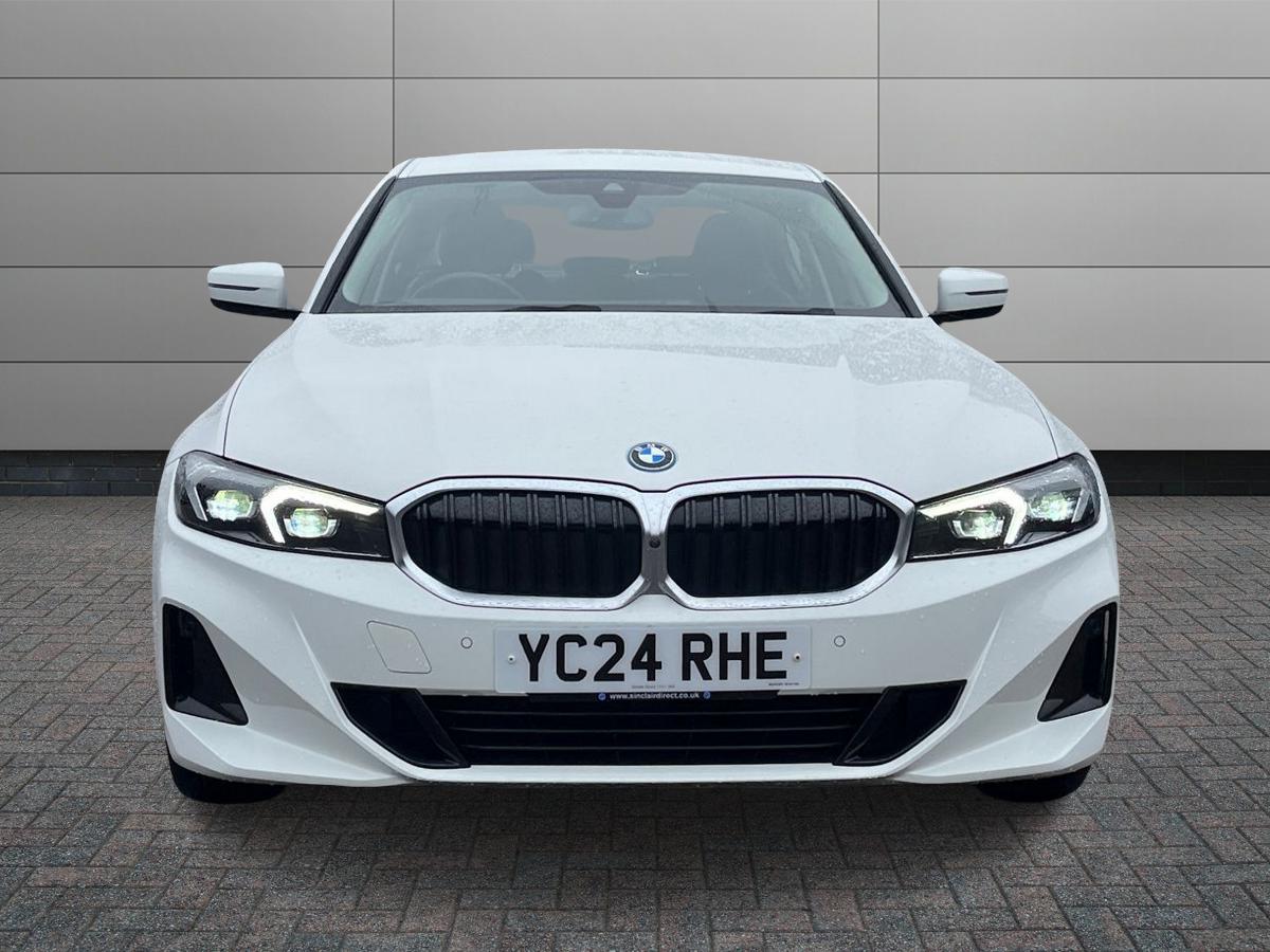 BMW 3 Series Photo 7