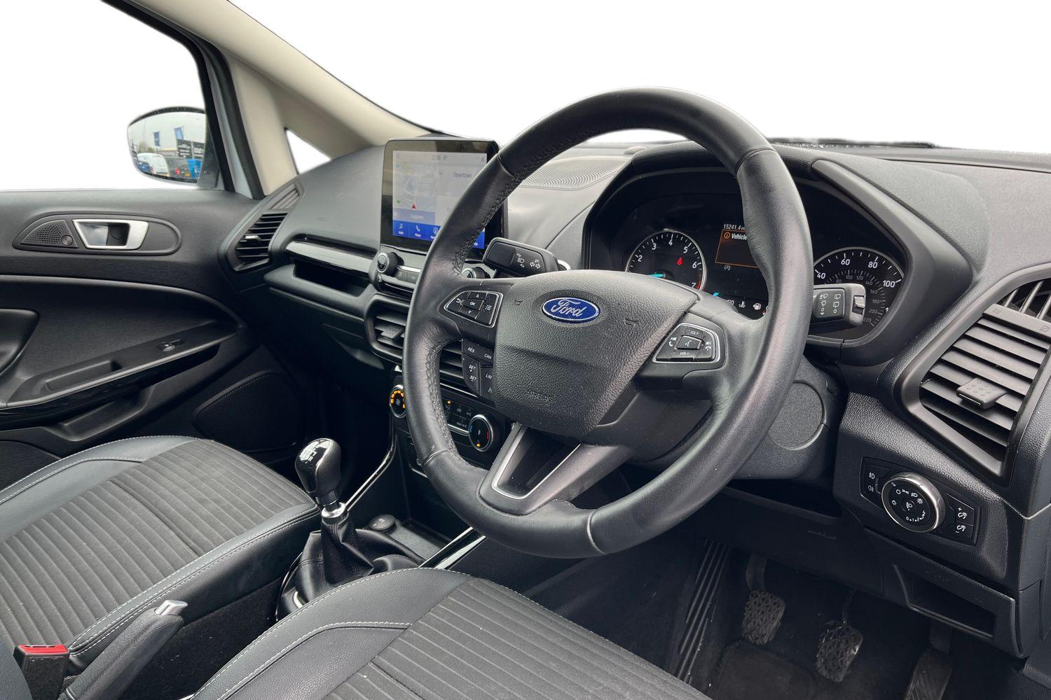 Ford ECOSPORT Photo 8