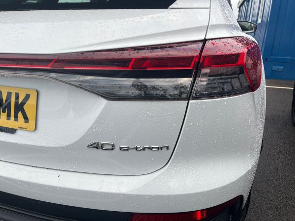 Audi Q4 e-tron Photo autoimg-12465378606b79ab6bd08b83fab99461c0eecb93.jpg