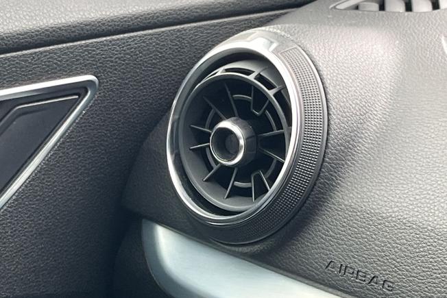 AUDI Q2 Photo 38