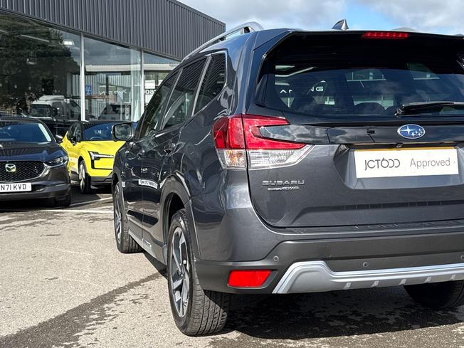SUBARU Forester Photo 33