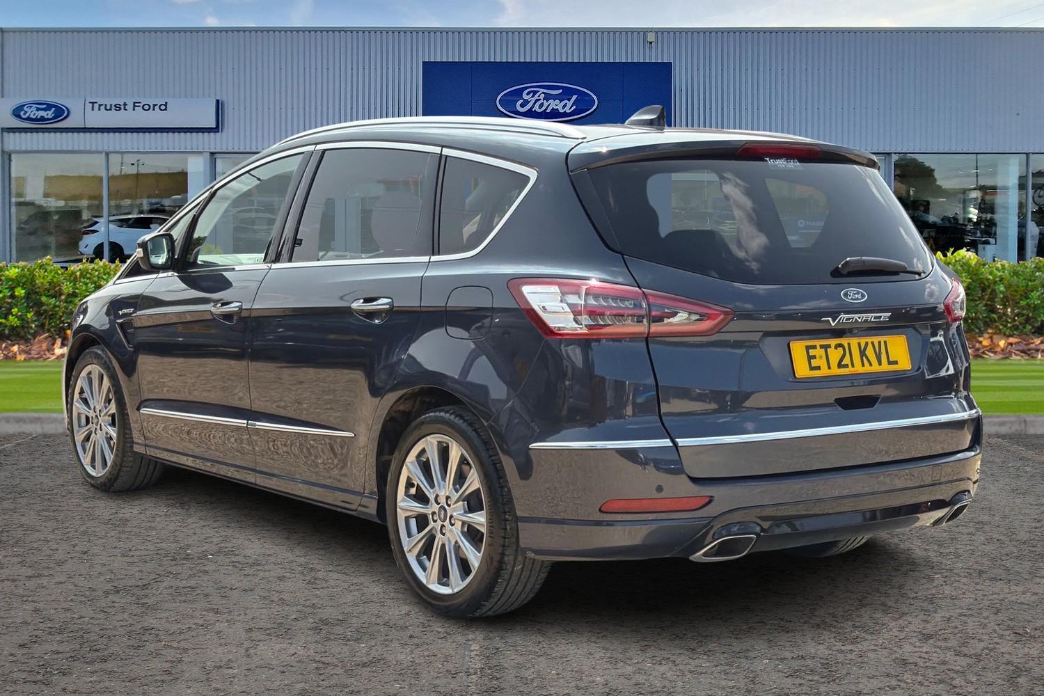 Ford S-Max Photo 1