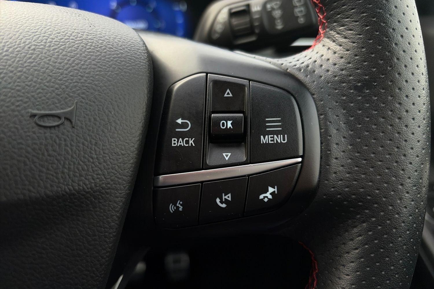 Ford KUGA Photo 29