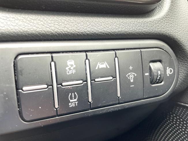 KIA Xceed Photo 28