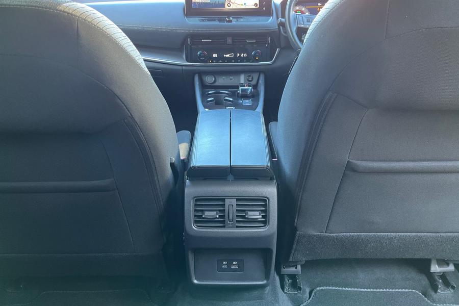 Nissan X-Trail Photo autoimg-124f7bc7735a3a8bced58f4ba7ac213a34c96010.jpg