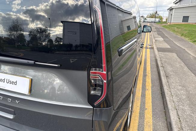 Volkswagen Caddy Maxi Photo 18