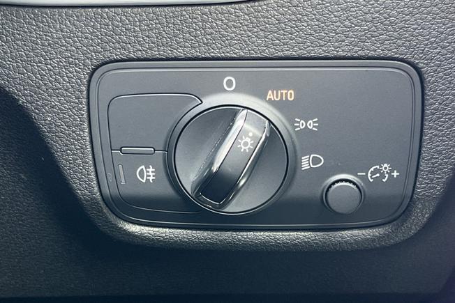 AUDI Q2 Photo 33