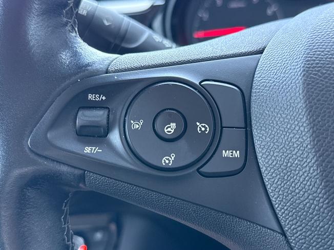 VAUXHALL Corsa Photo 16