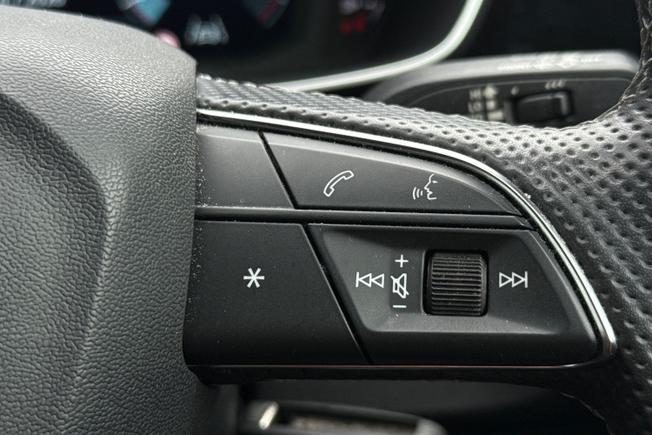 AUDI Q3 Photo 17