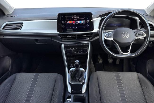 VOLKSWAGEN T-Roc Photo 10