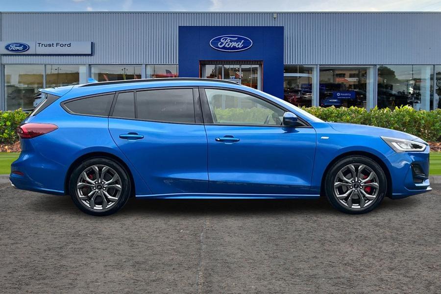 Ford Focus Photo autoimg-125b7c21c86faa1f4488196c488227c4d823f746.jpg