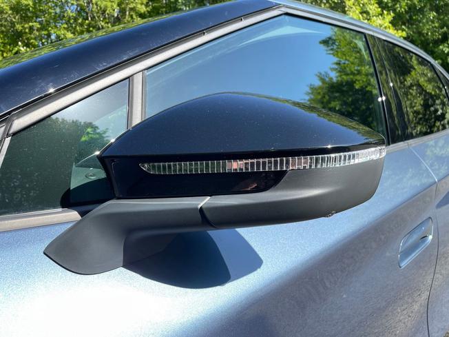 CUPRA Tavascan Photo 19