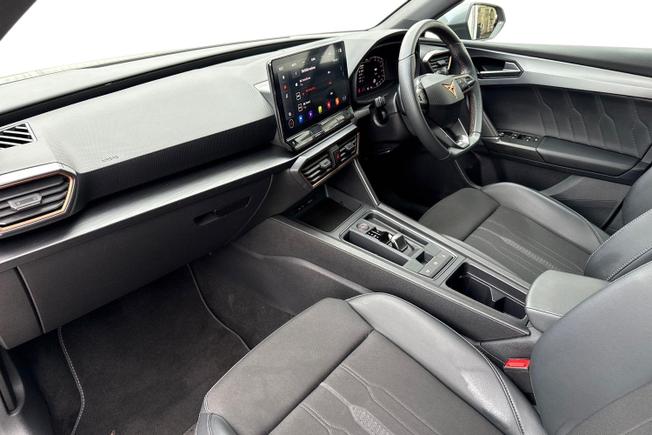 CUPRA Leon Photo 2