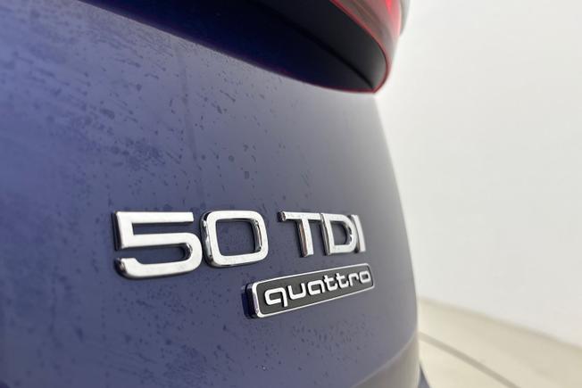 AUDI Q7 Photo 22