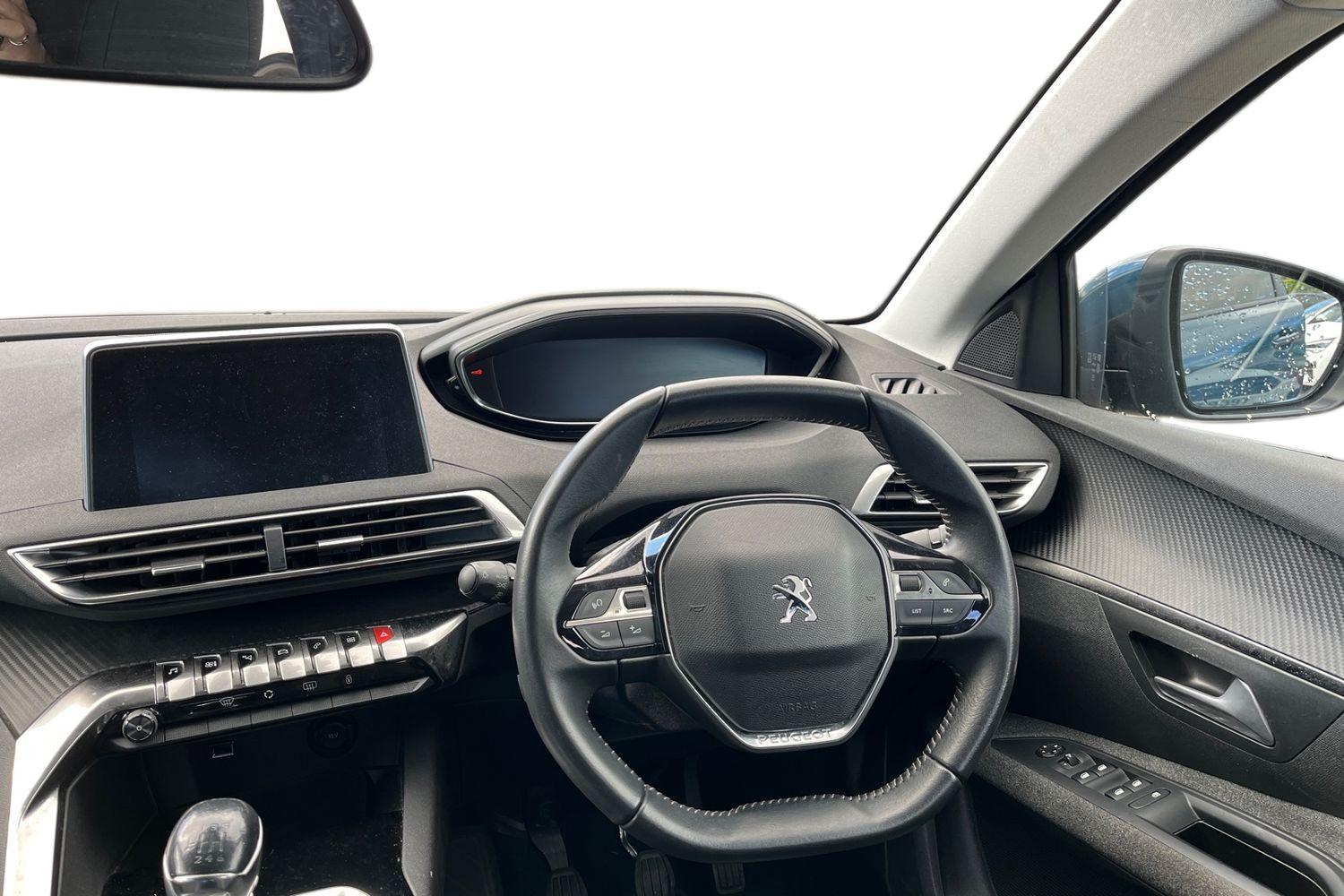 Peugeot 5008 Photo 10