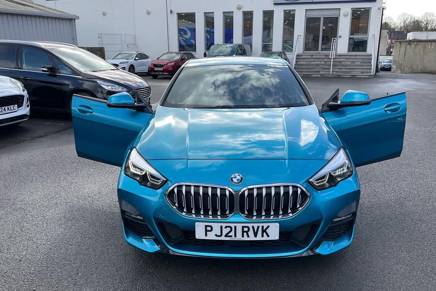 BMW 2 SERIES Photo autoimg-12677e50c0029e44cb3aa2ad07bc77f724aad26e.jpg