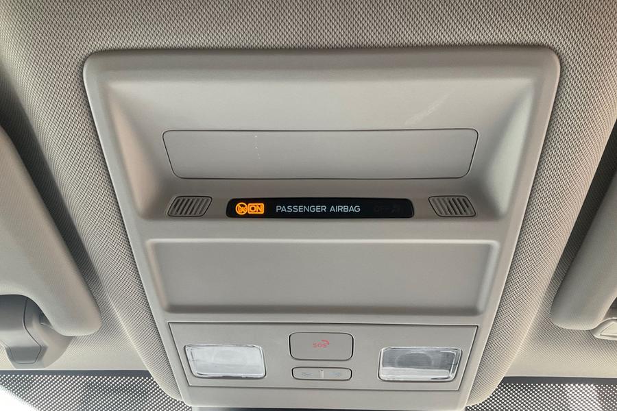 Ford Tourneo Custom Photo autoimg-126787f1a42935a6aa87a3b09ab1ff3ed24fa588.jpg