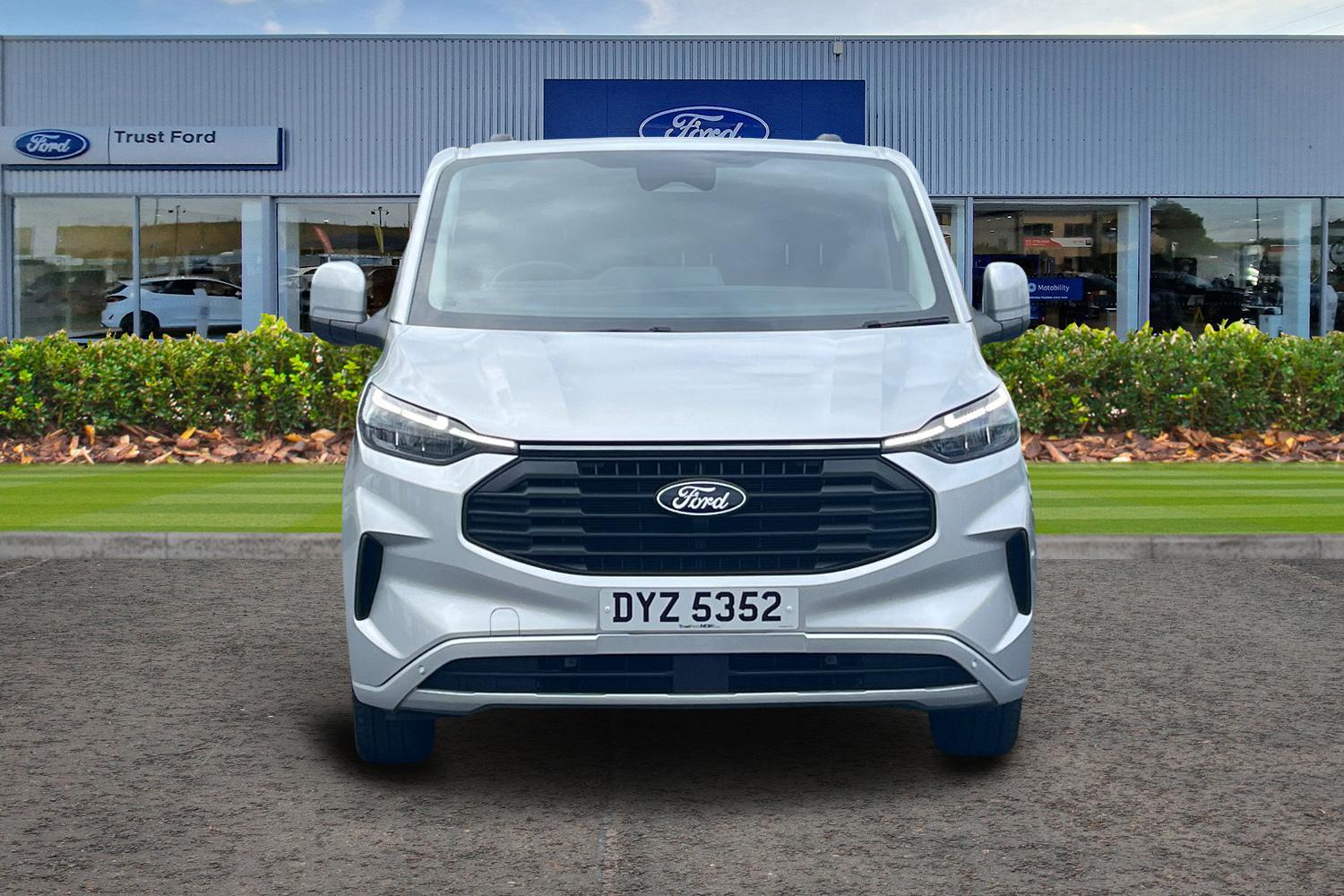 Ford TRANSIT CUSTOM Photo 11