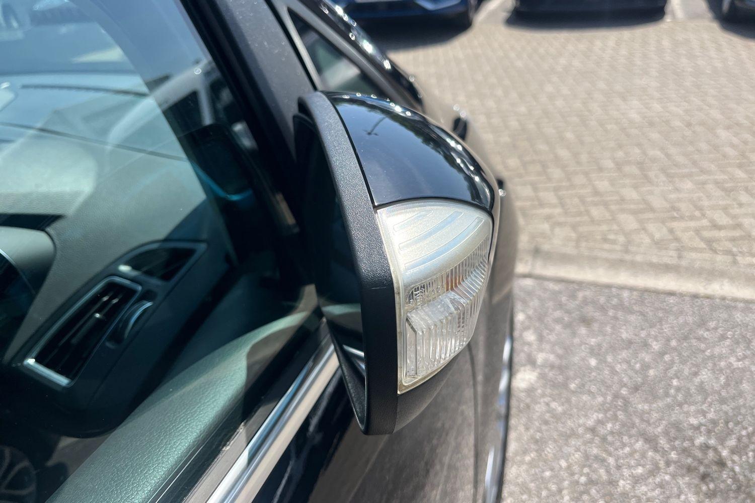 Ford C-Max Photo 33