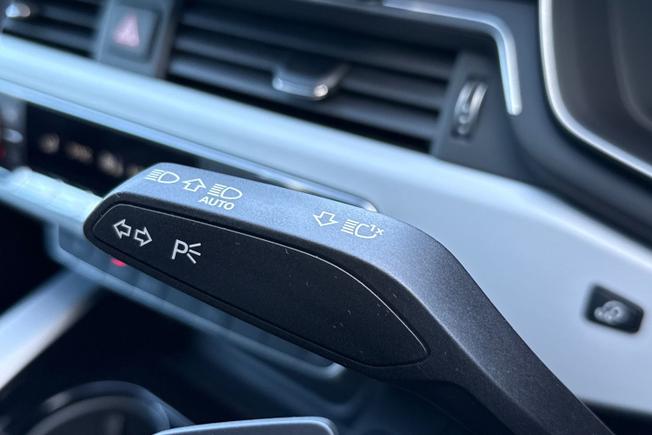 AUDI A4 Photo 38