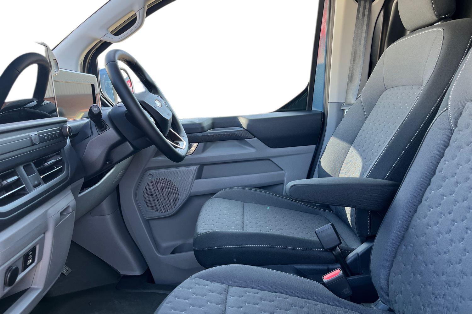 Ford TRANSIT CUSTOM Photo 9