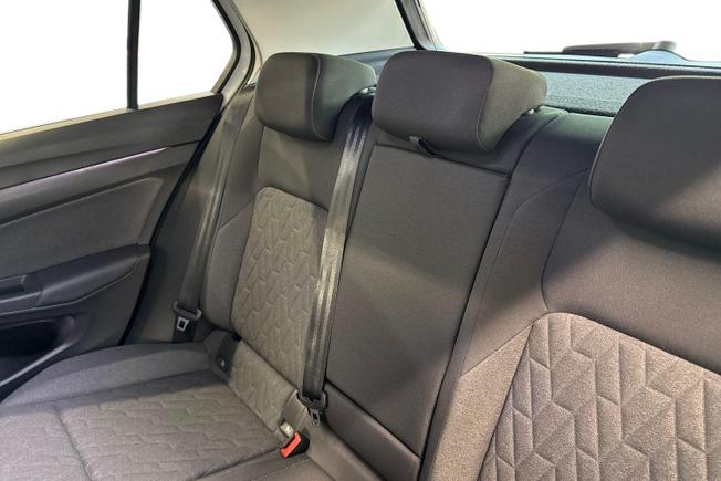 VOLKSWAGEN GOLF Photo 9