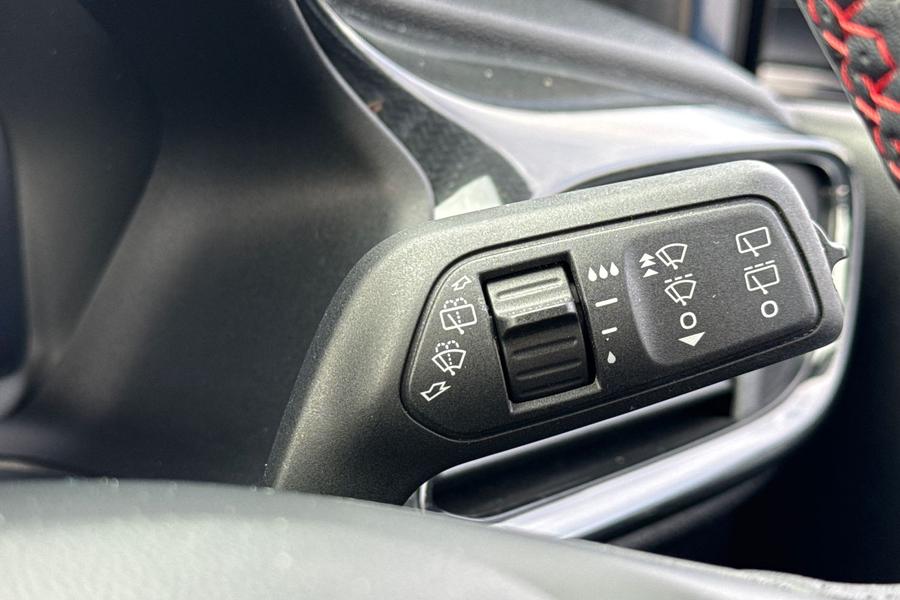 Ford Fiesta Photo autoimg-127d3779c3ebf540d2c272f1c63d0cd41c0de992.jpg