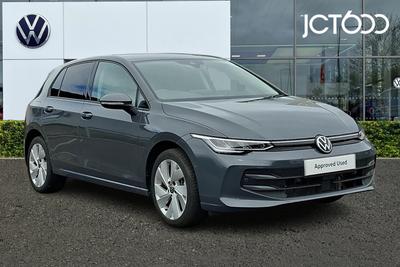 2025 VOLKSWAGEN Golf 1.5 TSI eHybrid 19.7kWh Match Hatchback 5dr Petrol Plug-in Hybrid DSG Euro 6 (s/s) (204 ps) at JCT600
