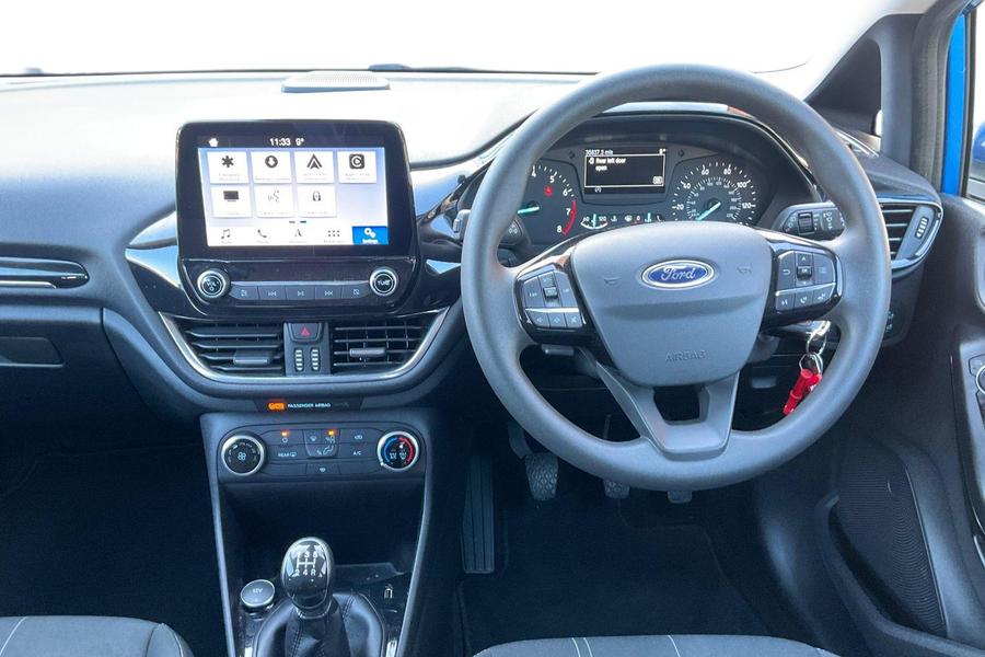 Ford FIESTA Photo autoimg-1282eb8cd859c5e3a81921ce084e34ac40e4b209.jpg