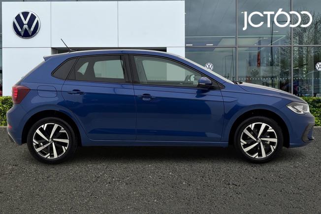 VOLKSWAGEN Polo Photo 4