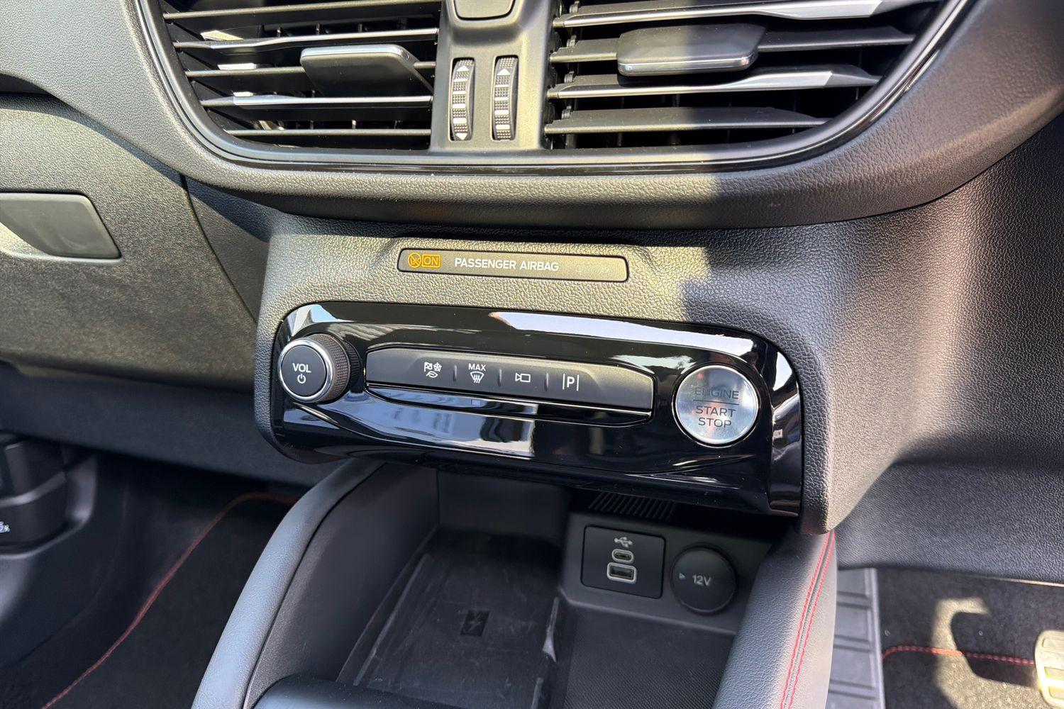 Ford Kuga Photo 25