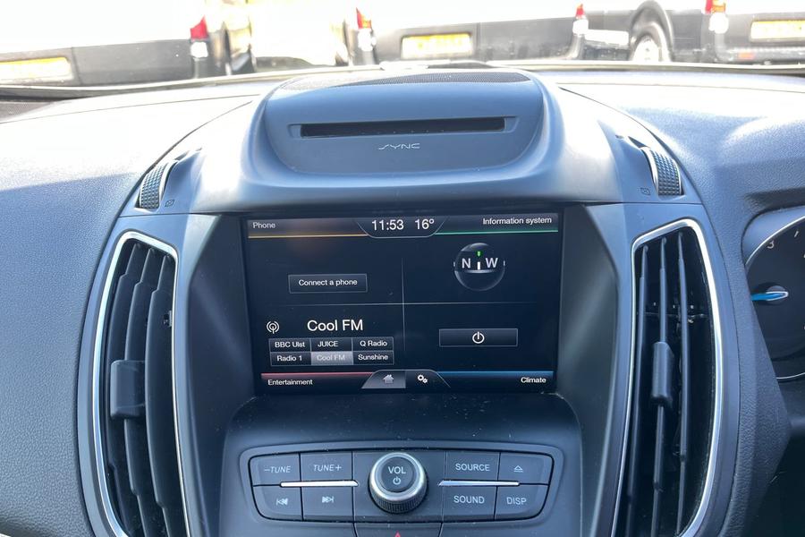 Ford GRAND C-MAX Photo autoimg-1289a2e23fad4c7d80d3f660f25ad332a268594e.jpg