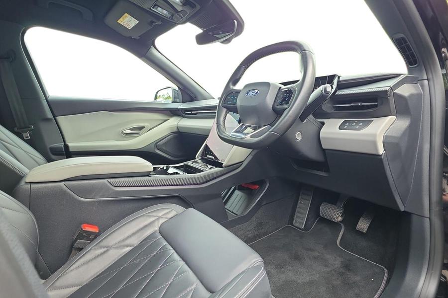 Ford Explorer Photo autoimg-128a09fe7dfd33e2bfc7f707d952b149702aa8d9.jpg