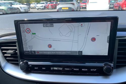 Kia XCEED Photo autoimg-128b0c7790aee7d0e4c7719208f8d41565994b78.jpg
