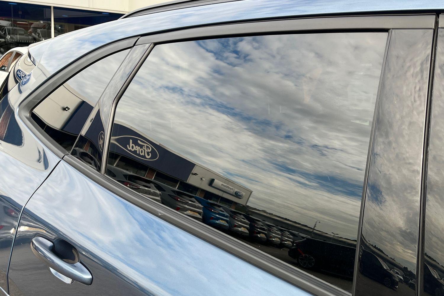 Ford Kuga Photo 38