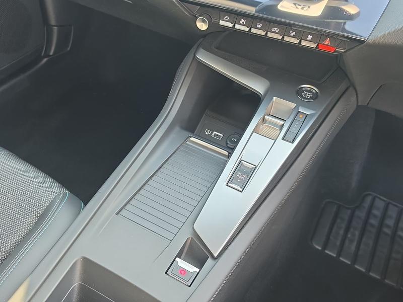 Used Peugeot 308 NV22LCT 23