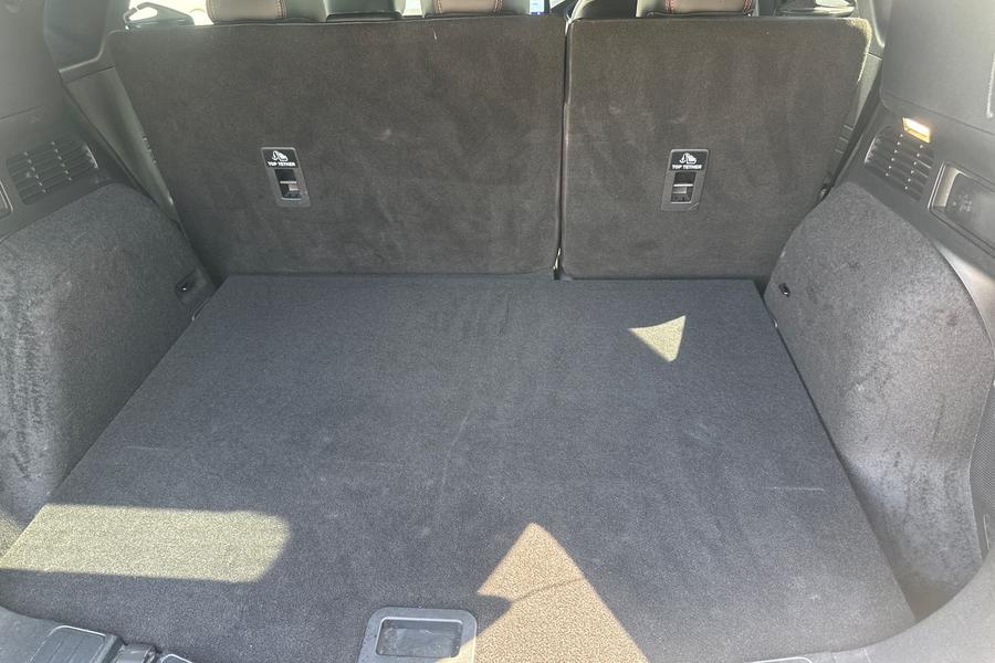 Ford KUGA Photo autoimg-1299a8824a045b0d748a75d8c99708d51d96602e.jpg