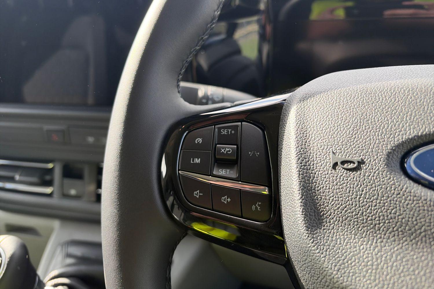 Ford TRANSIT CUSTOM Photo 29
