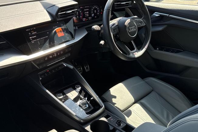 Audi A3 Photo 26