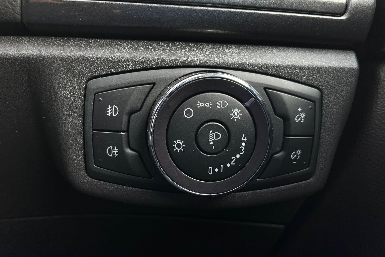 Ford MONDEO Photo 27