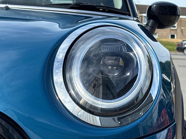 MINI Hatch Photo 27