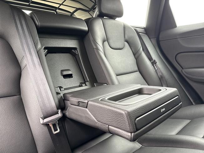 VOLVO XC60 Photo 25