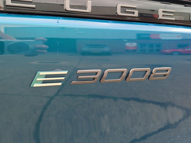 Used Peugeot E-3008 YC74BHK 27