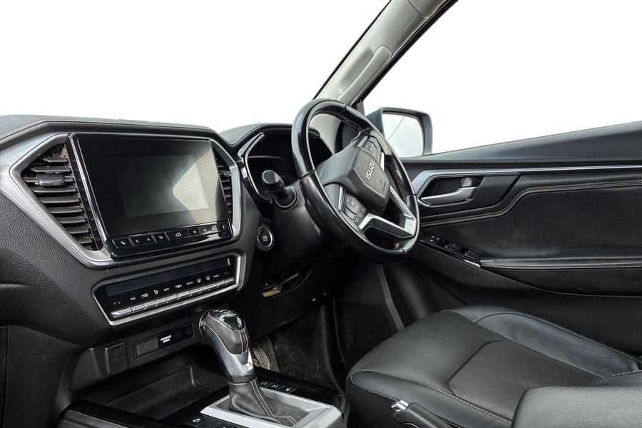 Isuzu D-MAX Photo autoimg-12a578dc54611495fe3c36fa4d0c1ae11b38f138.jpg