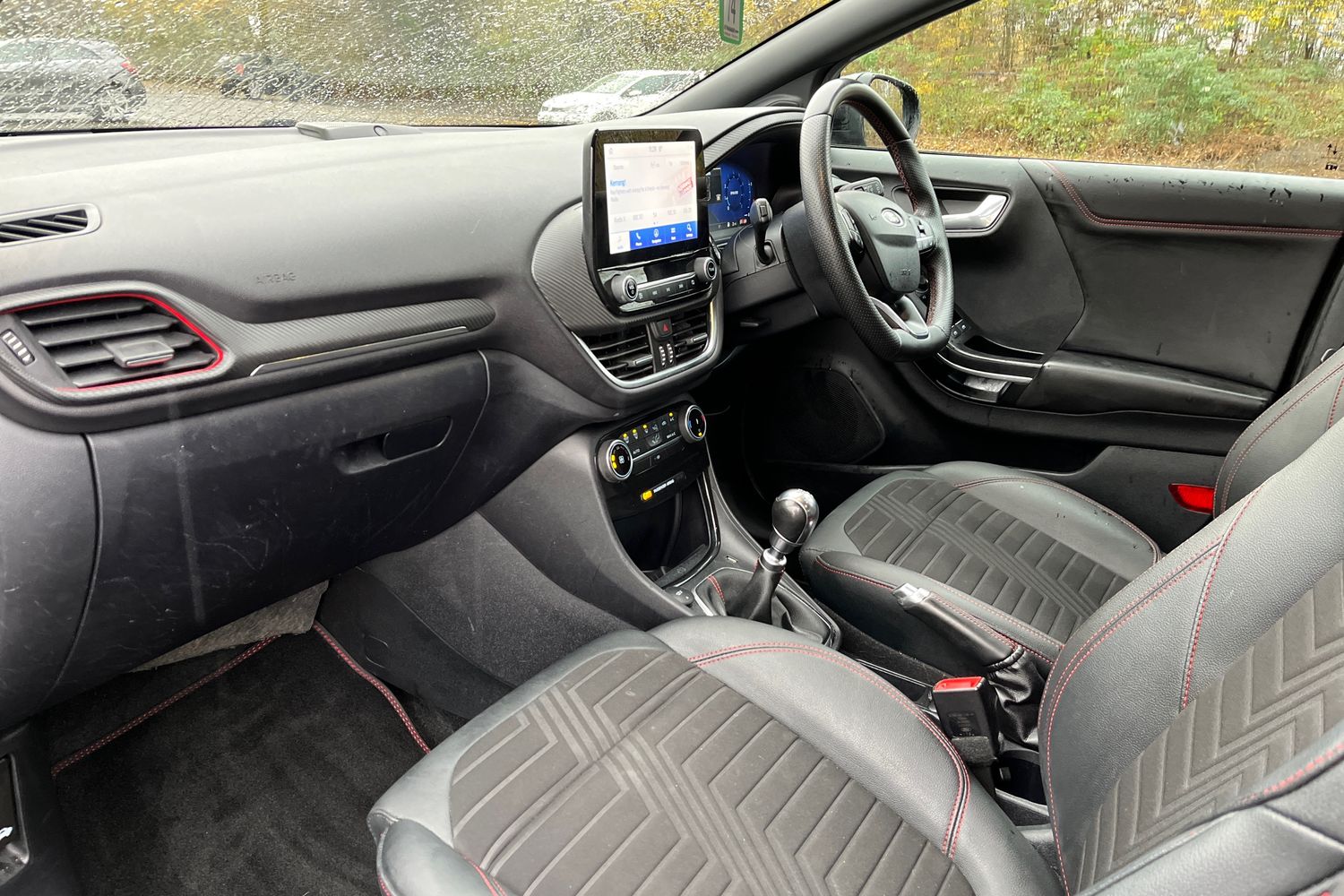Ford PUMA Photo 17