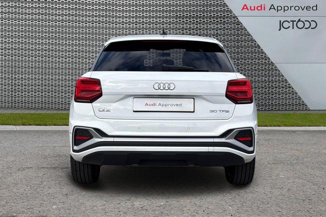 AUDI Q2 Photo 7