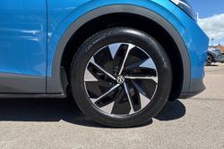 VOLKSWAGEN ID.4 Photo 5
