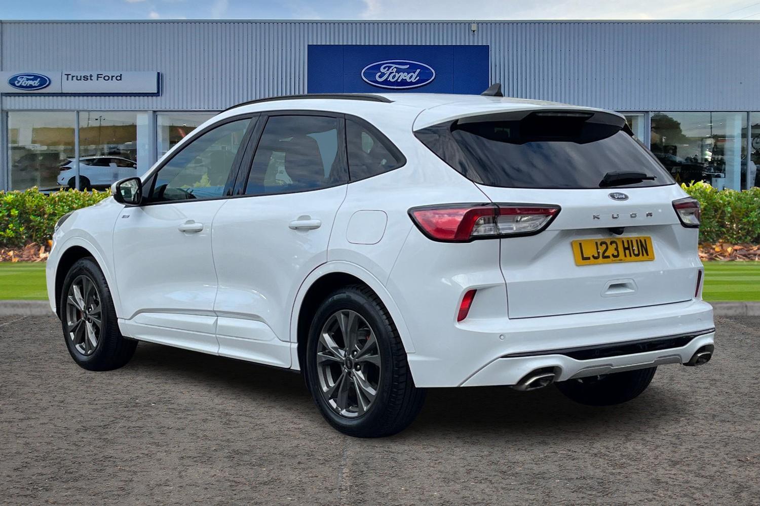Ford KUGA Photo 1