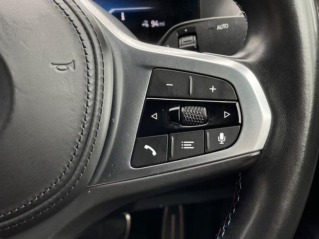 BMW I4 Photo 17