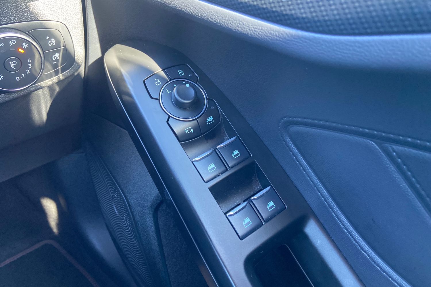 Ford FOCUS Photo 15